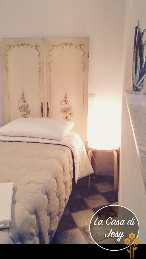 La Casa Di Jesy Villa Lucca Eksteriør bilde